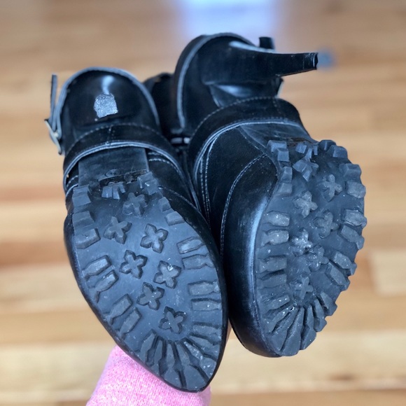 Buckle Boots - Picture 6 of 7